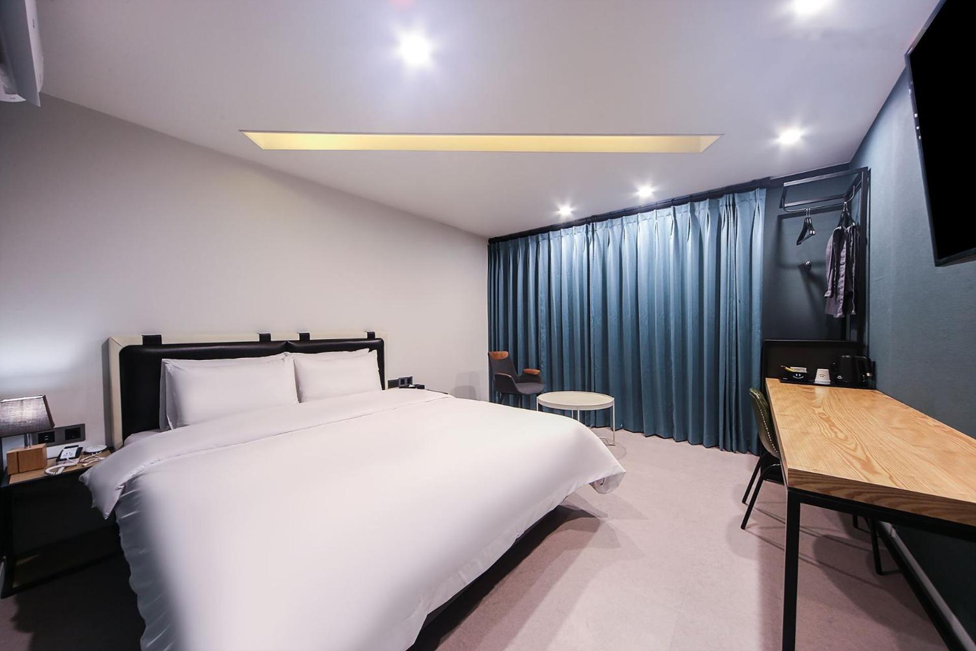 온나 호텔 대연동 부산 Daeyeon Onna Hotel Daeyeon Μπουσάν Εξωτερικό φωτογραφία